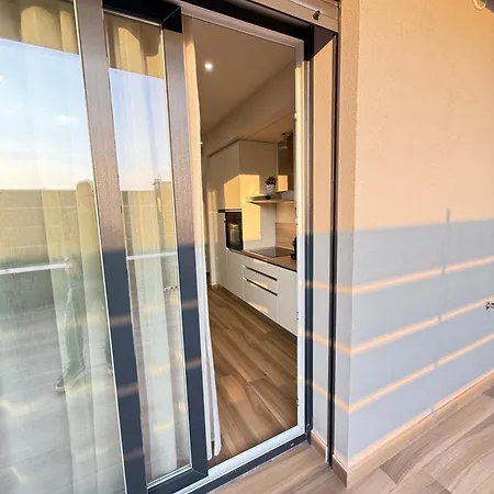 Apartment Free Shuttle